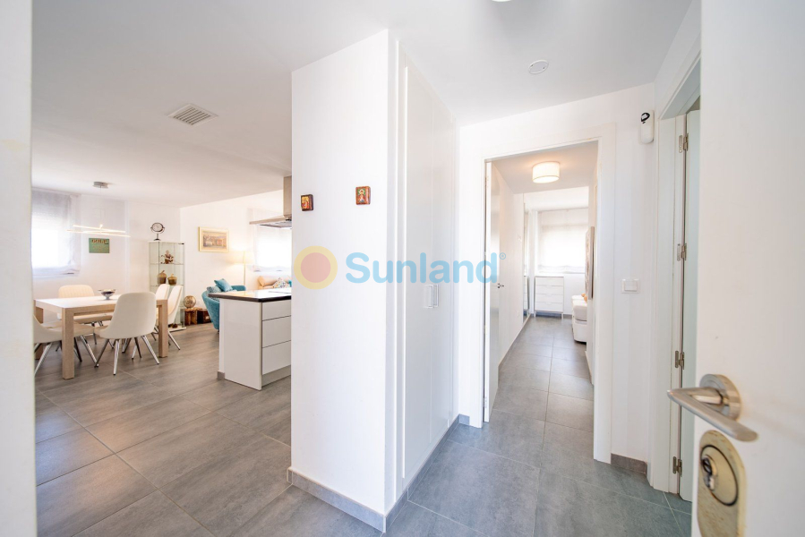 Resale - Apartamento - Orihuela Costa - Villamartin