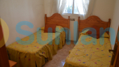 Resale - Villa - Torrevieja - 