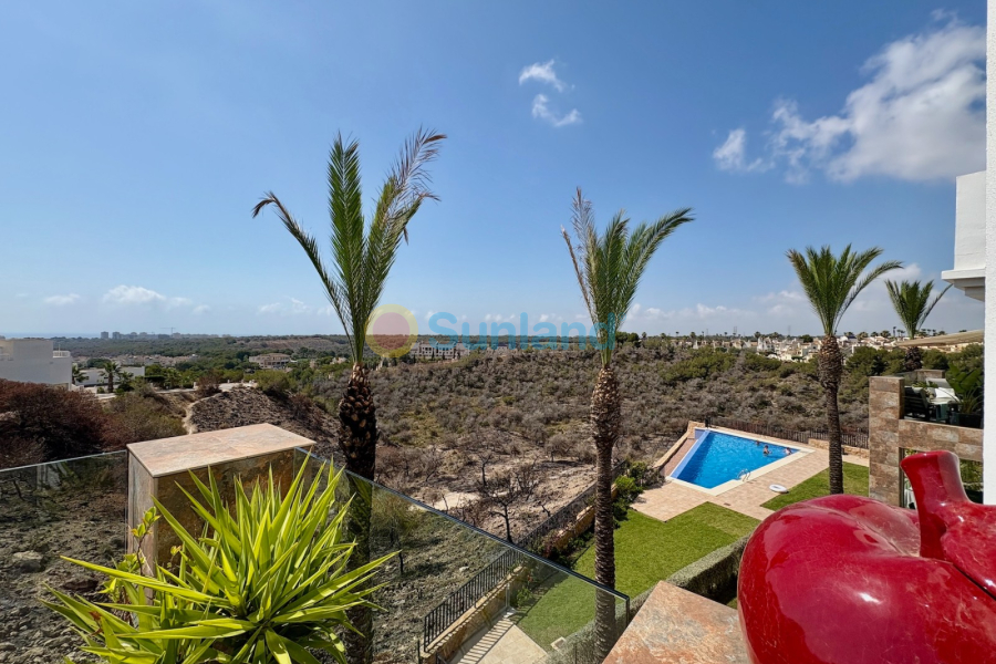 Resale - Apartment - Dehesa de Campoamor - Las Ramblas