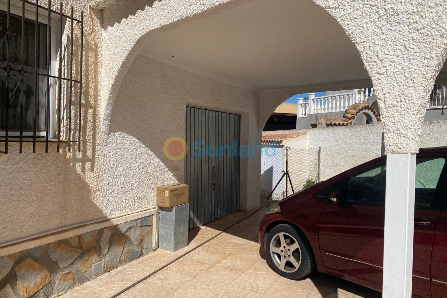 Använda fastigheter - Villa - Torrevieja - El Chaparral