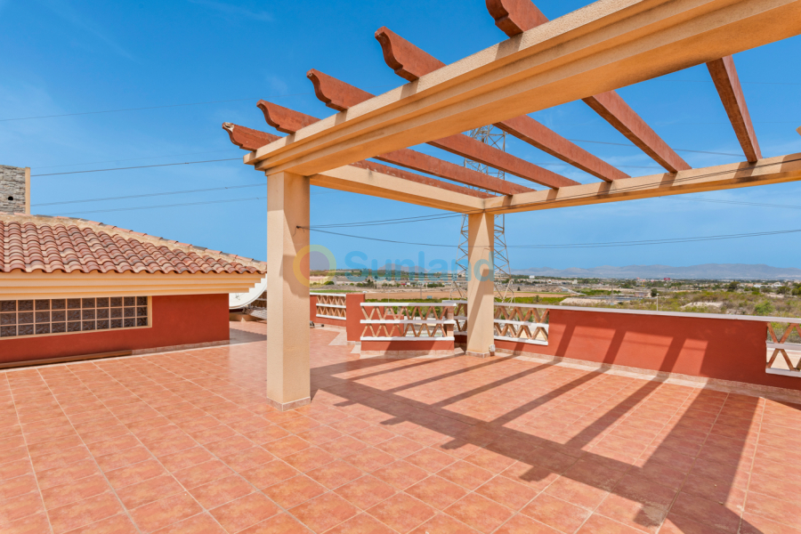 Resale - Villa - Algorfa