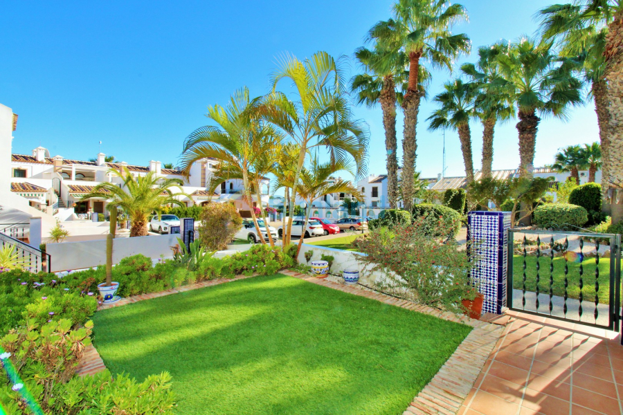 Resale - Townhouse - Villamartin - PAU 8