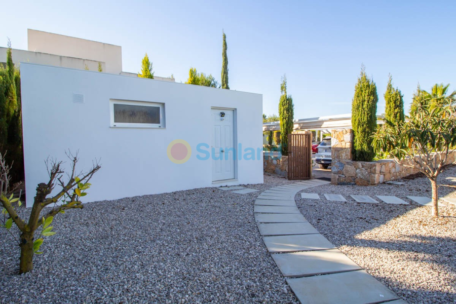 Resale - Villa - Orihuela* - Las colinas