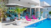 Resale - Villa - Torrevieja - 