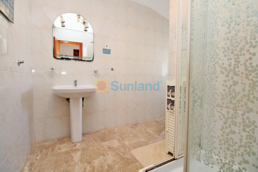 Segunda mano - Chalet - Villamartin