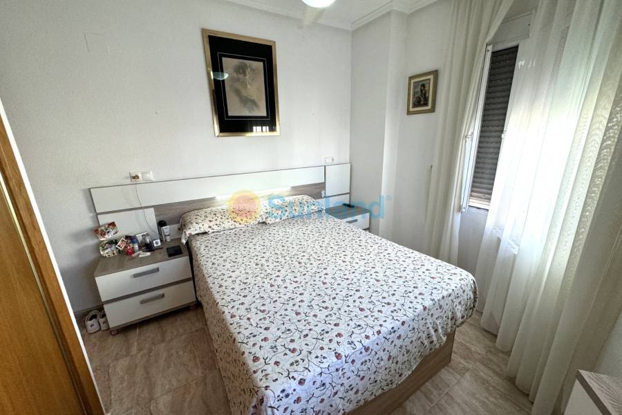 Resale - Apartment - Guardamar del Segura - 