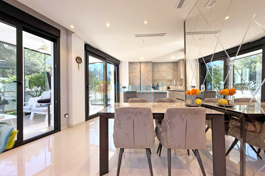 Använda fastigheter - Villa - Orihuela Costa - Villamartin