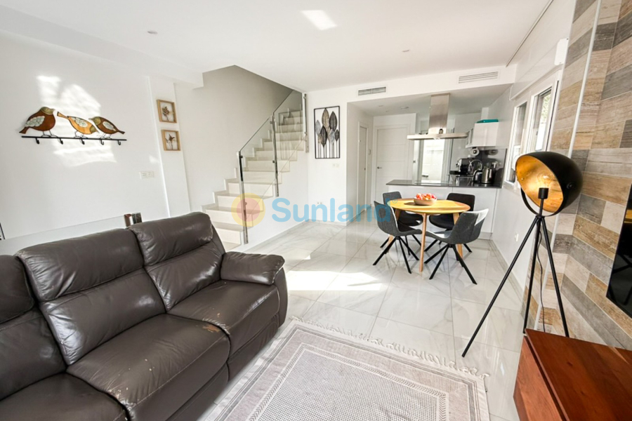 Använda fastigheter - Villa - Torrevieja - Los Balcones