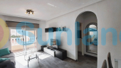 Resale - Apartment - Torrevieja - Paseo maritimo