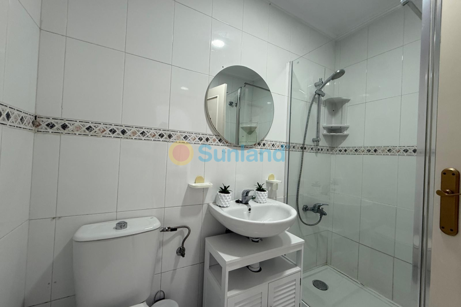 Resale - Townhouse - Torrevieja