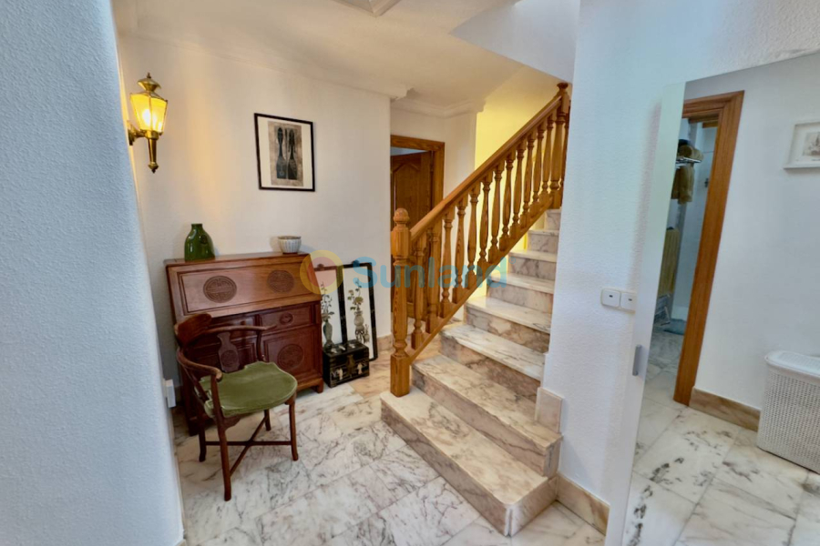 Resale - Villa - Guardamar del Segura - 