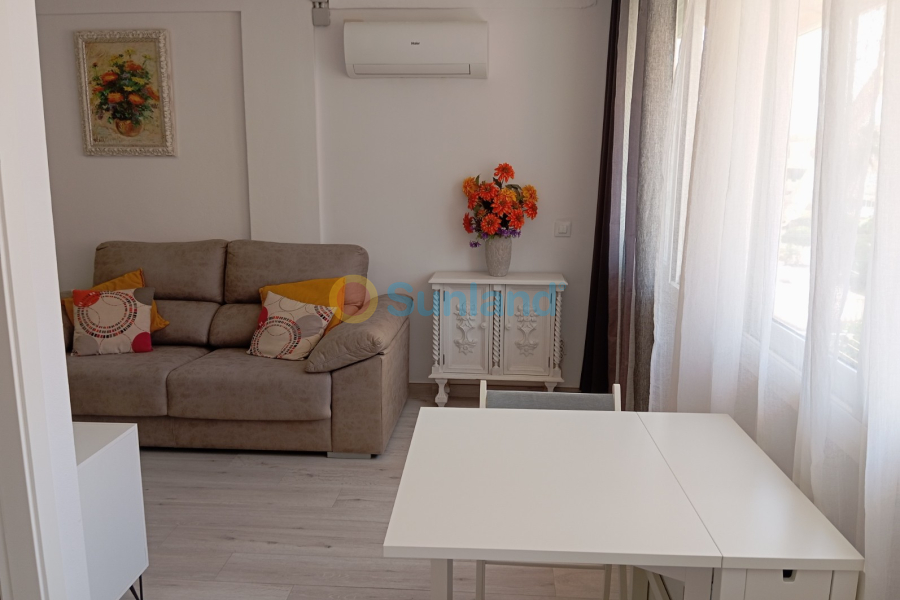 Resale - Apartment - Orihuela Costa - Mil Palmeras