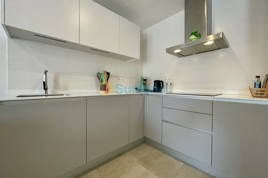 Resale - Apartments - Orihuela costa - 
