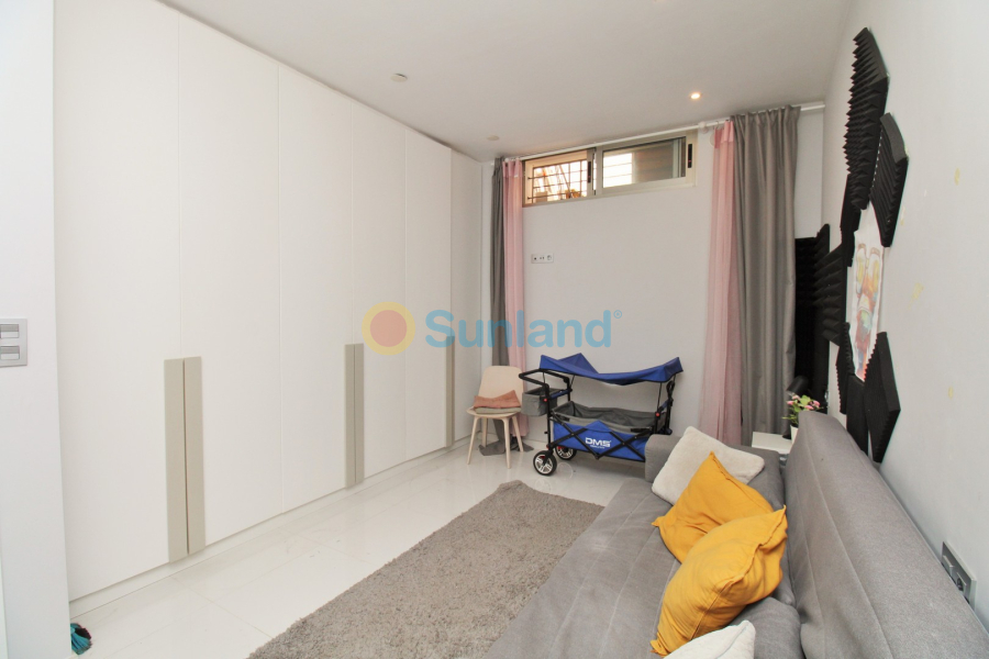 Använda fastigheter - Villa - Villamartin