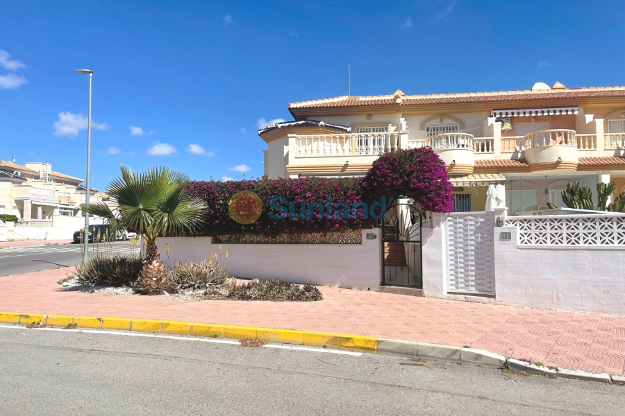 Вторичка - Semi-detached - Ciudad Quesada - Doña Pepa