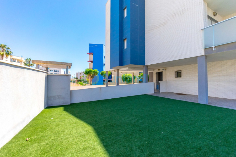 Resale - Apartment - Orihuela Costa - 