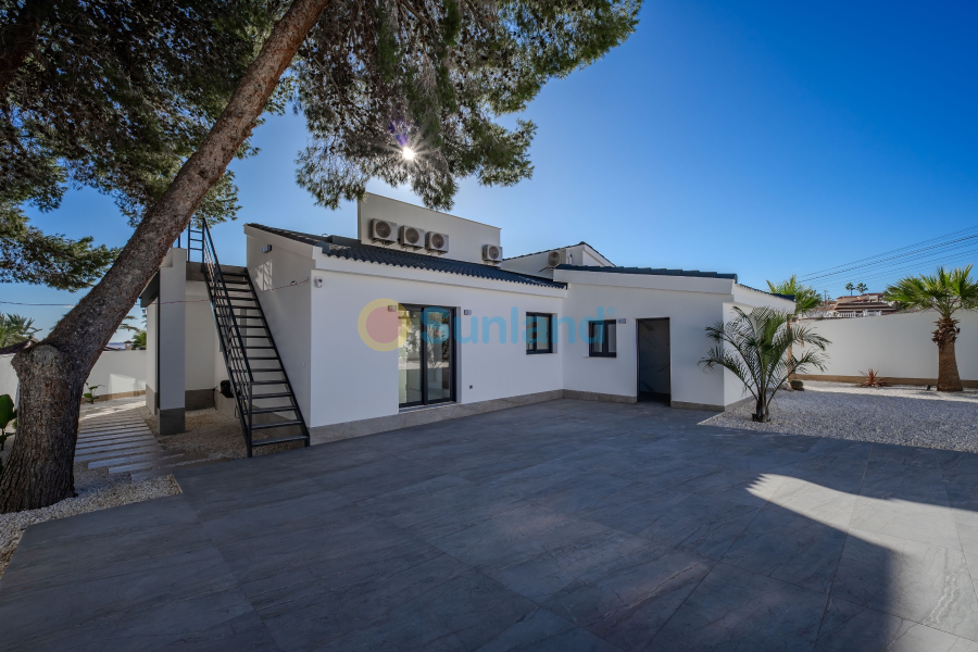 Använda fastigheter - Villa - Ciudad Quesada - town