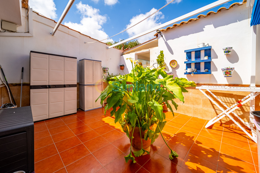 Resale - Villa - Torrevieja - Los Balcones