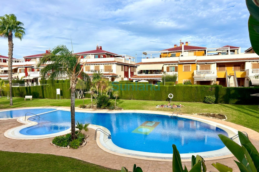 Segunda mano - Ático - Orihuela Costa - La Zenia