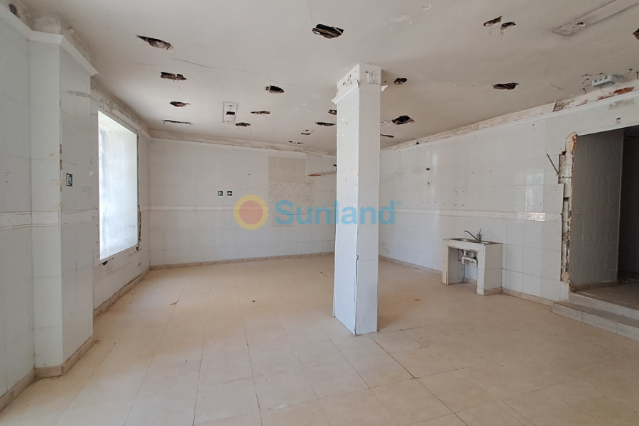 Resale - C - Orihuela