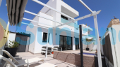 Resale - Villa - Los Montesinos - 