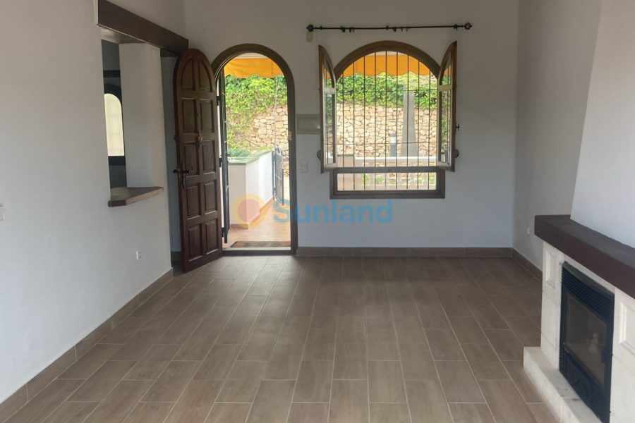 Resale - Villa - Orihuela Costa - Villamartin