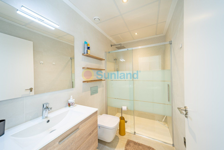 Вторичка - Bилла - Ciudad Quesada