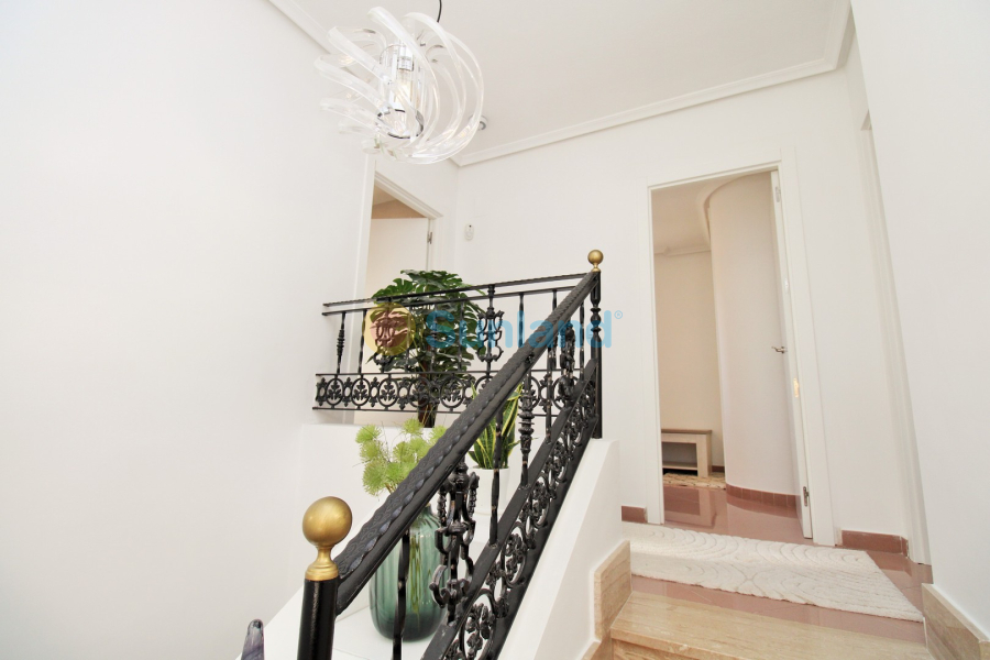 Brukte eiendommer - Villa - Villamartin - Los Dolses