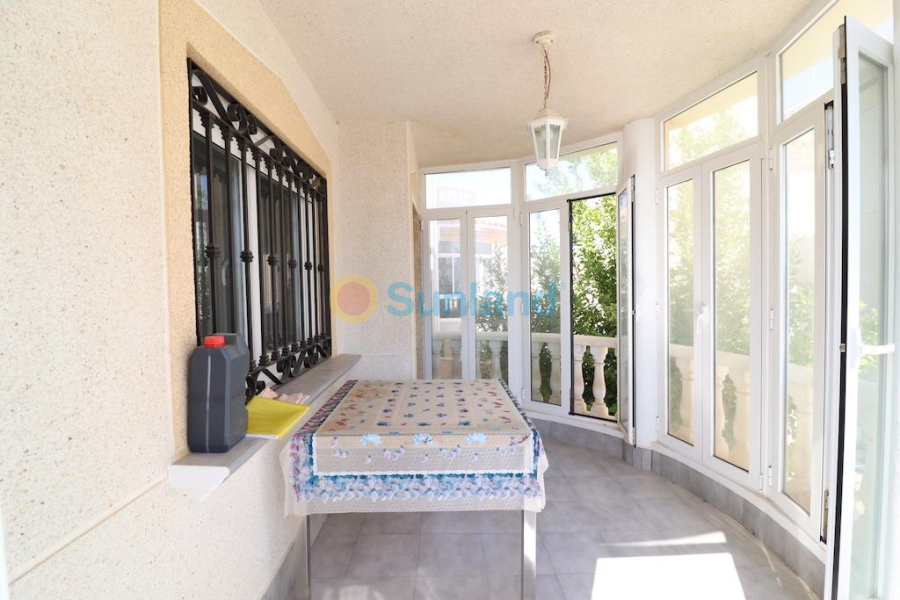 Resale - Villa - Orihuela Costa - Villamartin