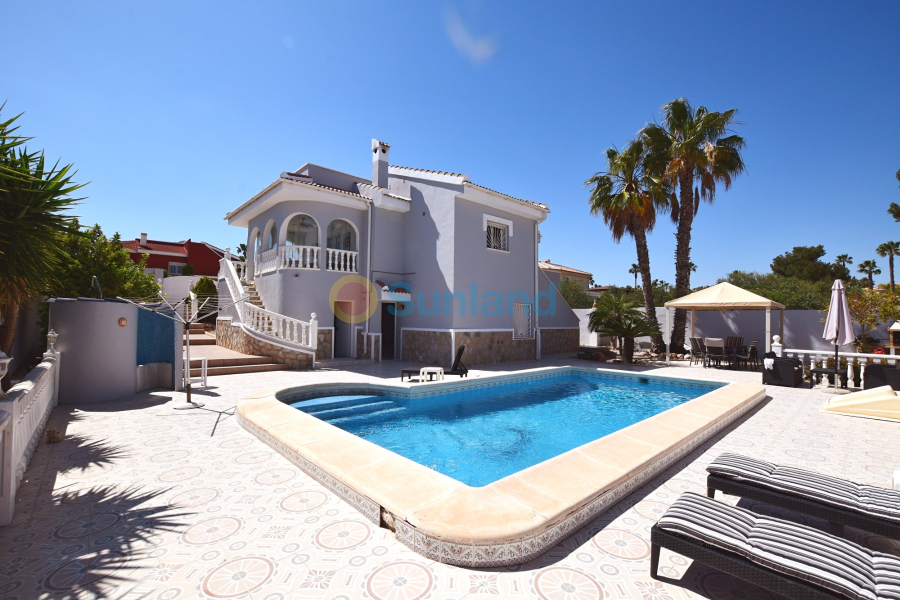 Brukte eiendommer - Detached Villa - Ciudad Quesada - La Fiesta