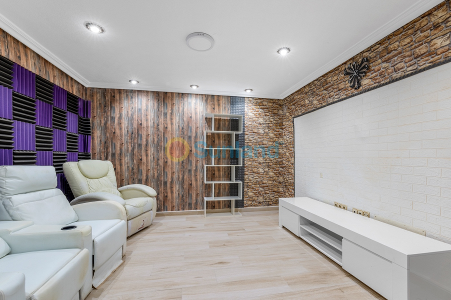 Använda fastigheter - Villa - Torrevieja