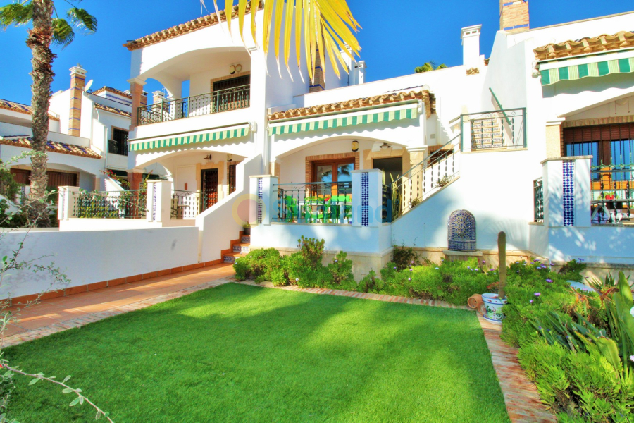 Resale - Townhouse - Villamartin - PAU 8