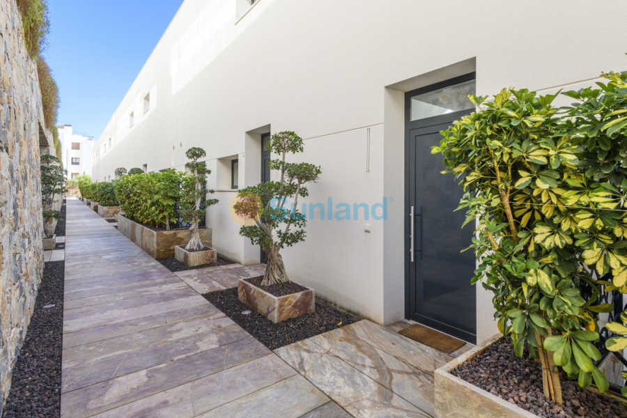 Вторичка - Ático - Orihuela Costa - Las colinas golf