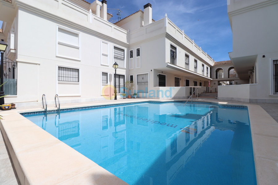 Resale - Apartment - Formentera del Segura - 