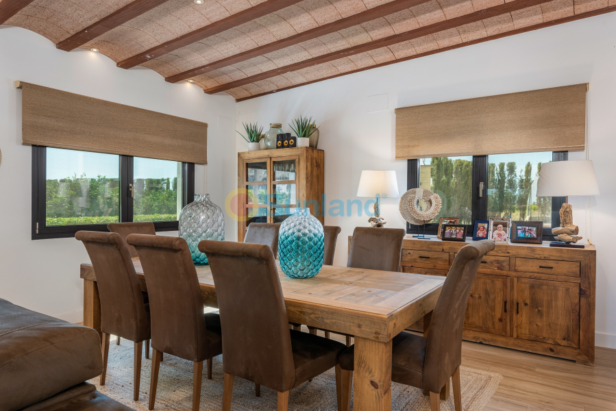 Resale - Villa - Elche/Elx