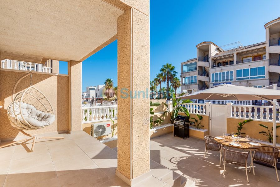 Resale - Apartment - Punta Prima - 