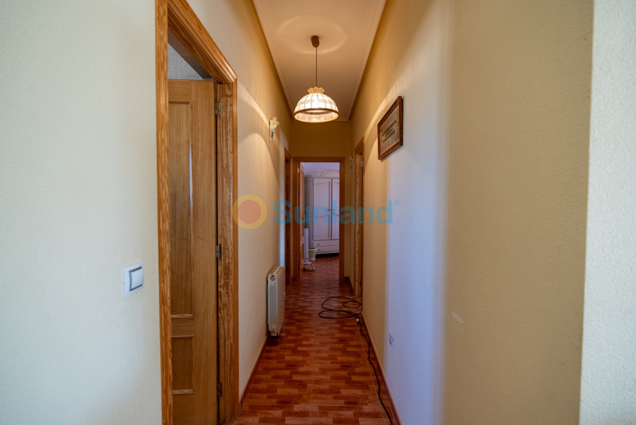 Resale - Villa - Cañada Del Trigo