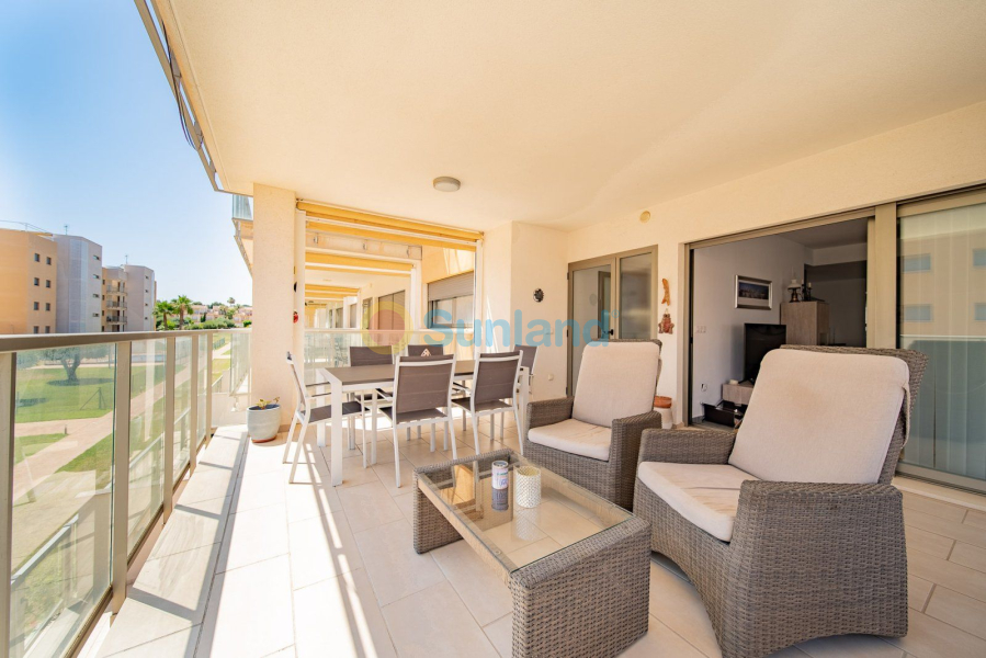 Resale - Apartamento - Orihuela Costa - Villamartin