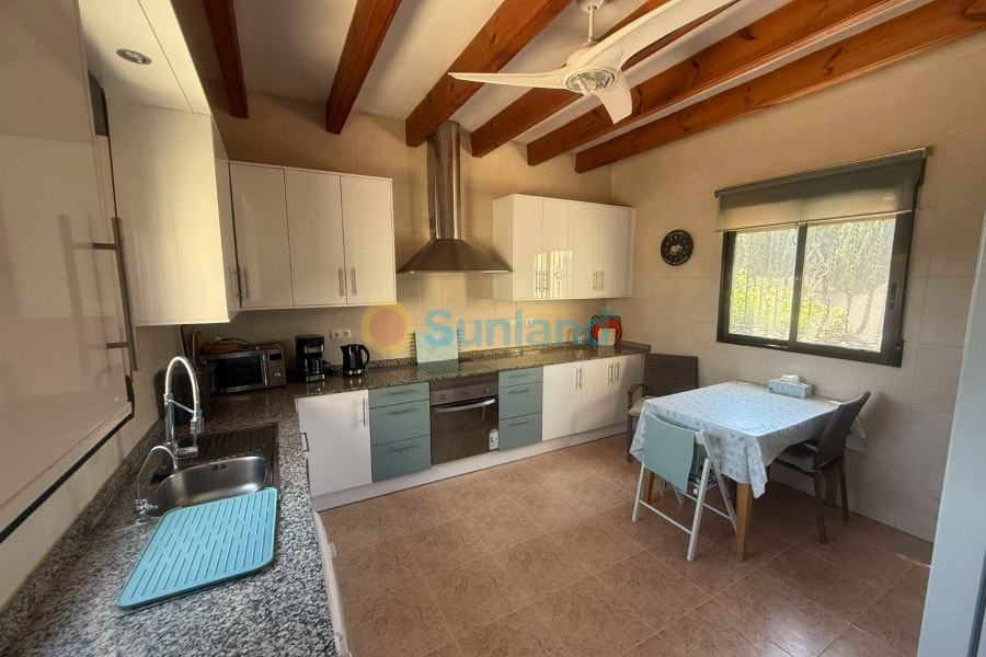 Resale - Country house - Dolores - 