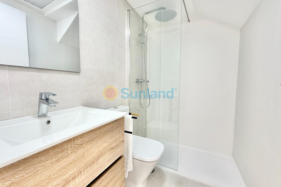 Новостройка - Town House - Cox - San Fernando