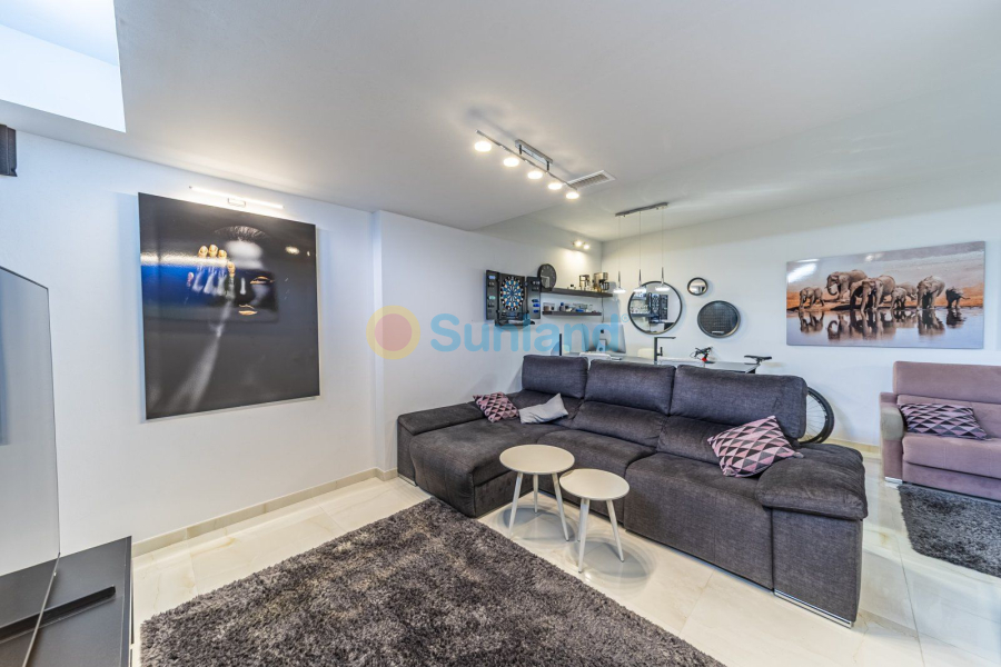 Resale - Villa - Orihuela Costa - Lomas De Cabo Roig