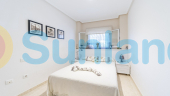 Resale - Apartamento - Torrevieja - La Mata