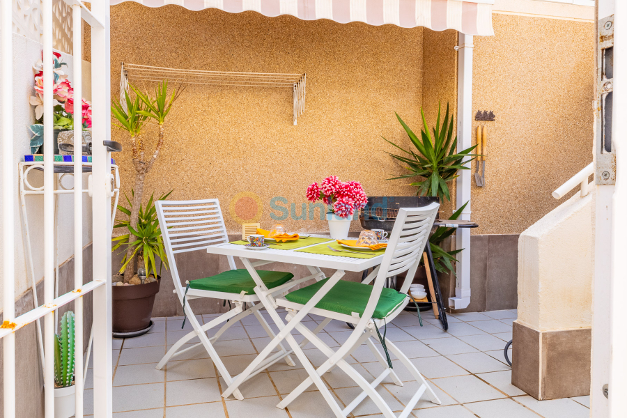 Вторичка - Apartamento - Torrevieja - Aguas Nuevas