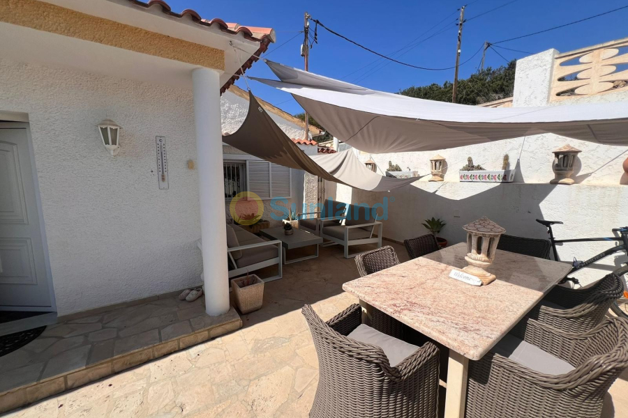 Använda fastigheter - Villa - La Nucía - Monte Bello