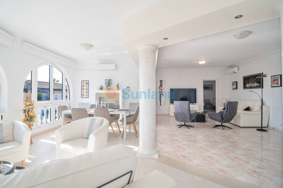 Använda fastigheter - Villa - Ciudad Quesada