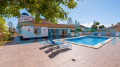 Resale - Villa - Aguilas - 