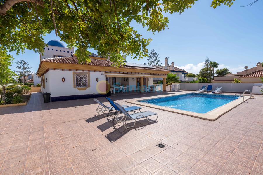 Resale - Villa - Aguilas - 