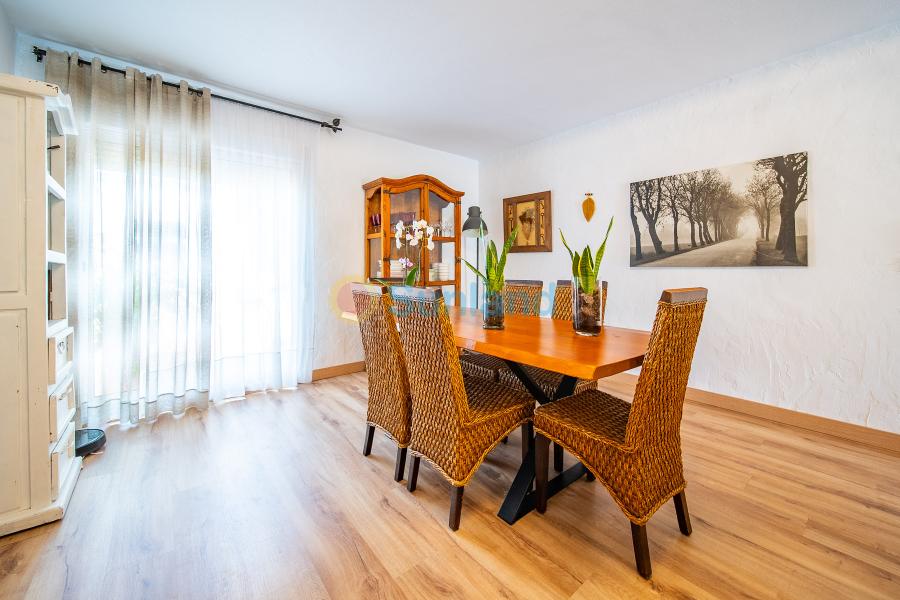Resale - Villa - Torrevieja - Los Balcones
