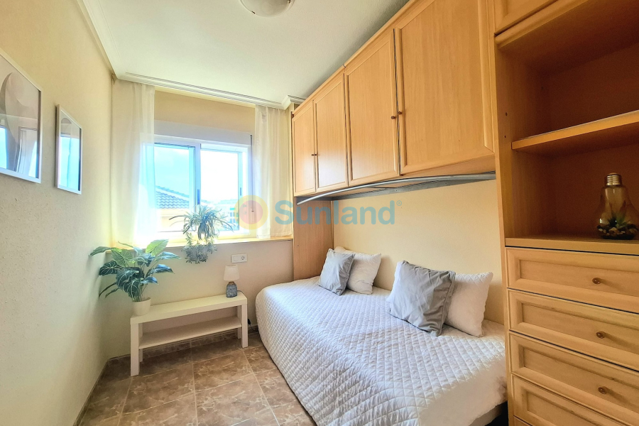 Resale - Apartamento - Torrevieja - Centro