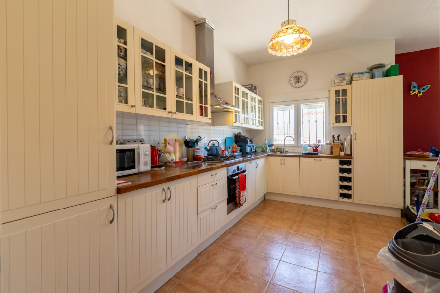 Resale - Country house - Torre Del Rico